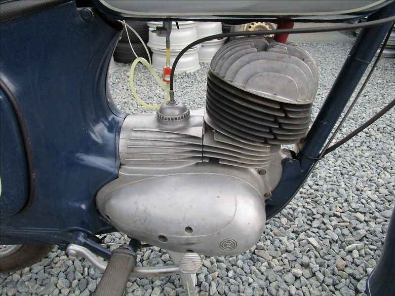 Jawa ČZ 175, 450 de Luxe - fotka 10 z 15