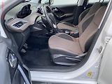 Peugeot 2008 (2015) 1.2PT, 1.maj,ČR, Active - náhled 9