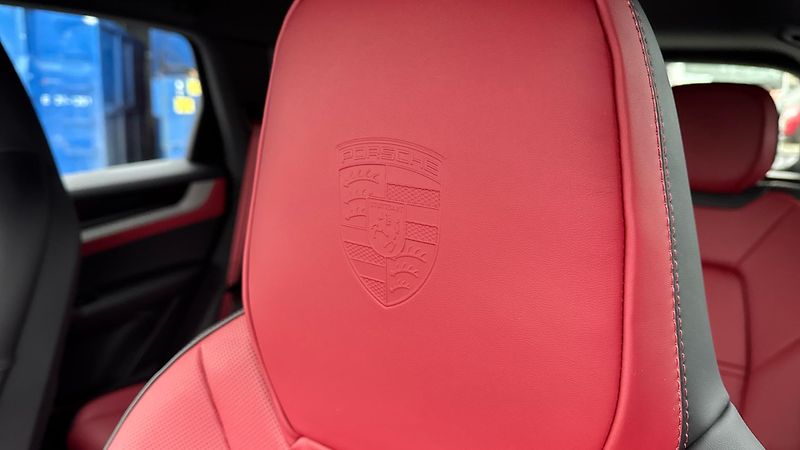 Porsche Cayenne (2026) S - fotka 29 z 30