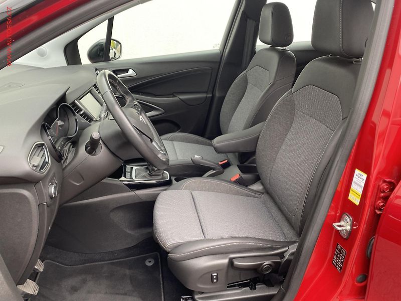 Opel Crossland (2023) 1.2 T, Elegance, LED, kamera - fotka 9 z 17