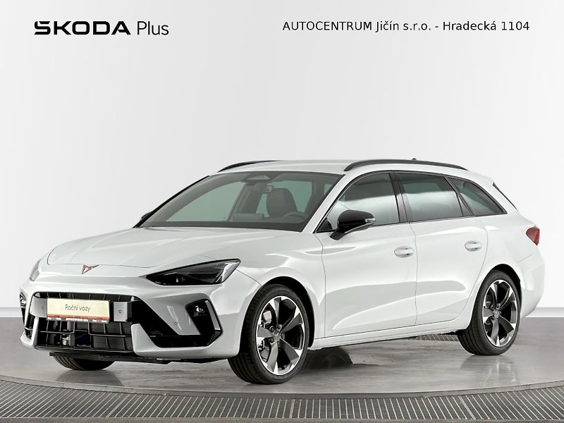 Cupra Leon (2026) ST 2.0 TSI 150kW 4x4 DSG - fotka 1 z 30