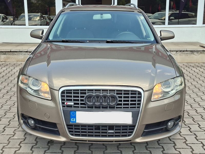 Audi A4 (2007) 2.0TDI 103kW AUT - fotka 3 z 36