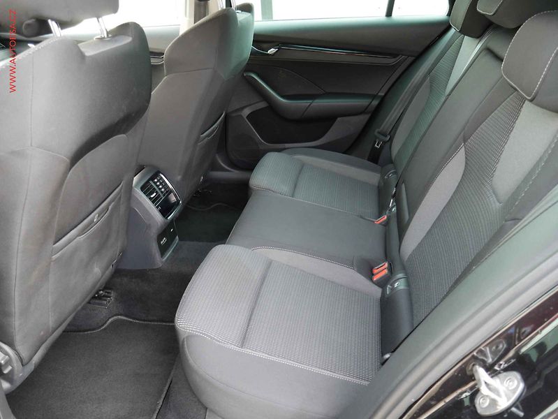 Škoda Octavia (2020) 1.5 TSi, Ambition, LED, navi - fotka 10 z 19