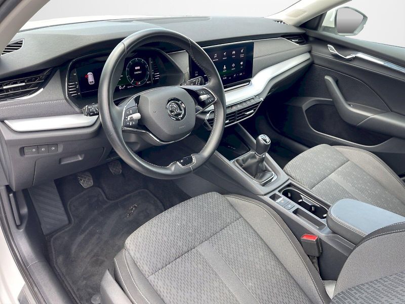 Škoda Octavia (2023) 1.5 TSI 110kW Style Plus combi - fotka 5 z 35
