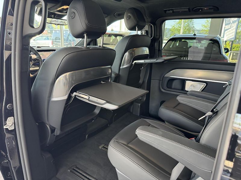 Mercedes-Benz Třídy V (2026) V300d 4M L EXCLUSIVE AMG - fotka 13 z 45