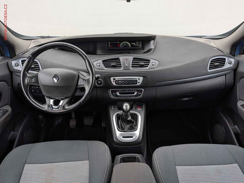 Renault Grand Scénic (2015) 1.2TCe Grand, AC, TZ, temp - fotka 8 z 16