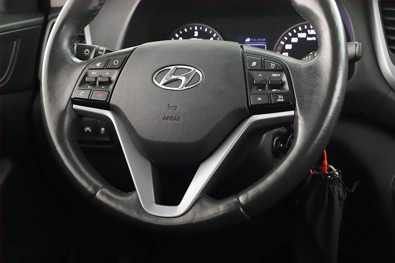 Hyundai Tucson (2016) 1.7 CRDi, Navi, Tempomat - fotka 8 z 13