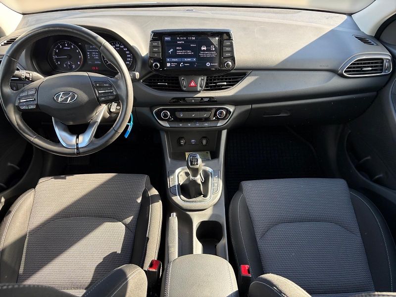 Hyundai i30 (2023) COMFORT 1.0TGDI 88kW CZ DPH - fotka 9 z 11