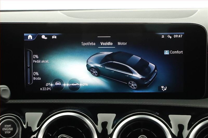 Mercedes-Benz Třídy A (2025) A 200, AMG Line, Navigace - fotka 15 z 23