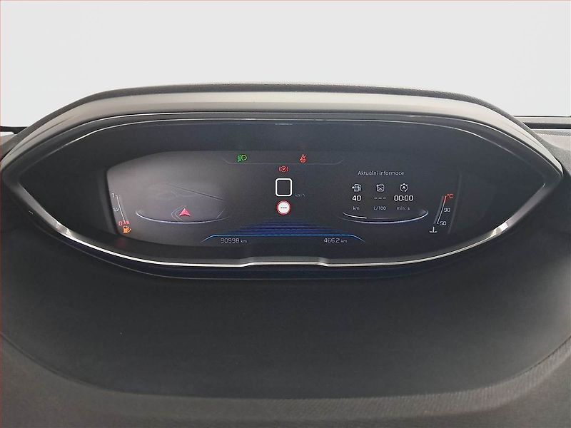 Peugeot 5008 (2018) 1.6 BlueHDi, 7 míst, ČR,1.maj - fotka 11 z 17