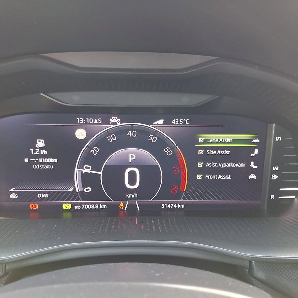 Škoda Kamiq (2021) 1.0 TSI / 81 kW / 7DSG / Style - fotka 16 z 34