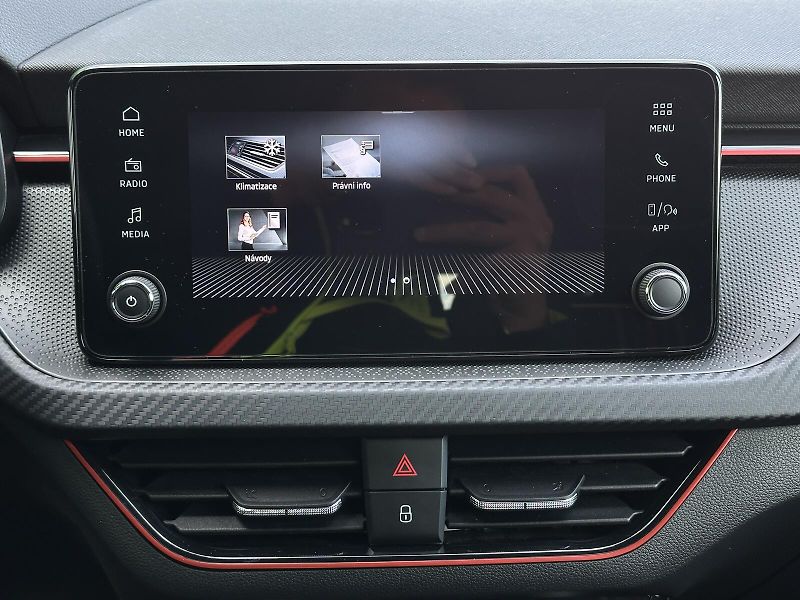Škoda Scala 1.0TSi Monte Carlo 116PS Matri - fotka 31 z 38
