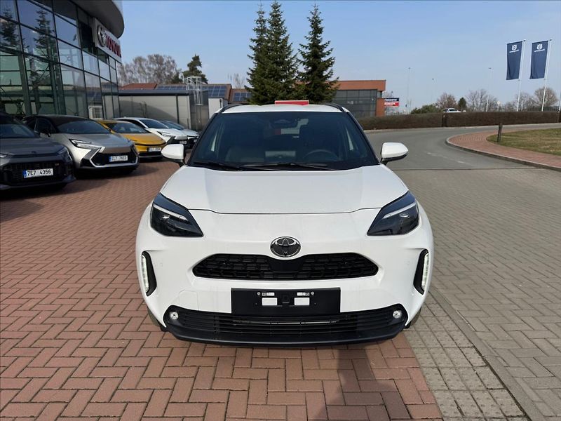 Toyota Yaris Cross (2025) 1,5 1.5l HEV Style - fotka 2 z 13