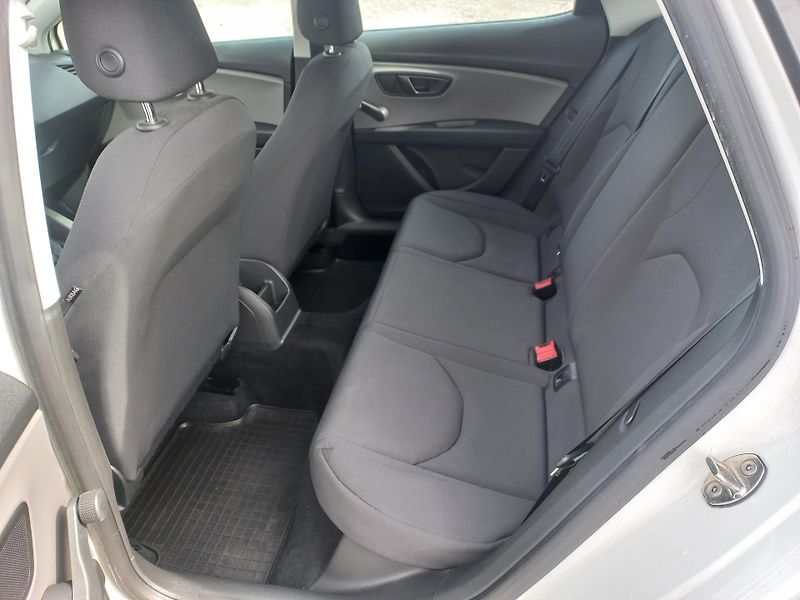 Seat Leon (2017) 1.2TSi 63kW ČR - fotka 11 z 18