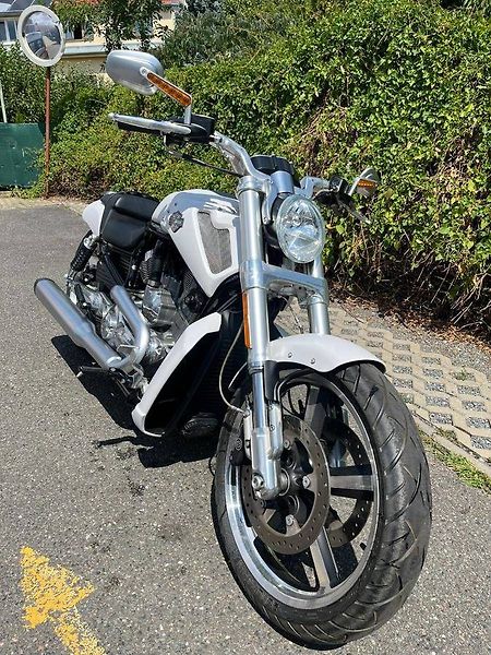 Harley-Davidson VRSCF V-Rod Muscle (2014) - fotka 11 z 14