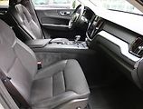 Volvo XC60 (2019) D4 - náhled 9