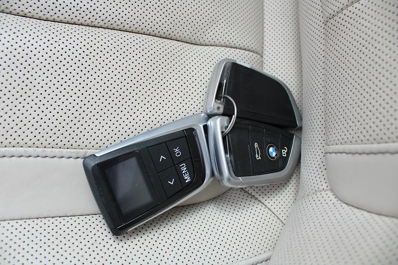 BMW X5 xDrive35i Bang&Olufsen Webasto - fotka 30 z 33
