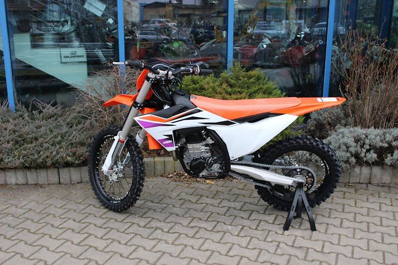 KTM 450 SX-F (2024) 2024 AKCE SKLADEM - fotka 6 z 7