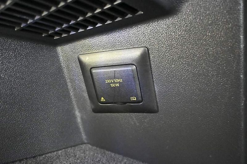 Volkswagen Tiguan (2023) 2.0 LIFE DSG LED ACC Tažné TDI - fotka 25 z 35