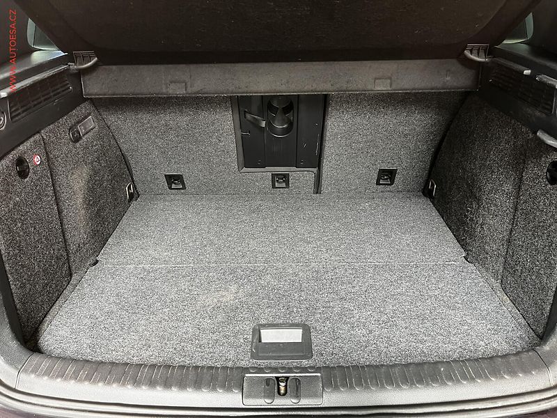 Volkswagen Tiguan (2016) 2.0 TDi, Lounge, bixen, navi - fotka 7 z 21