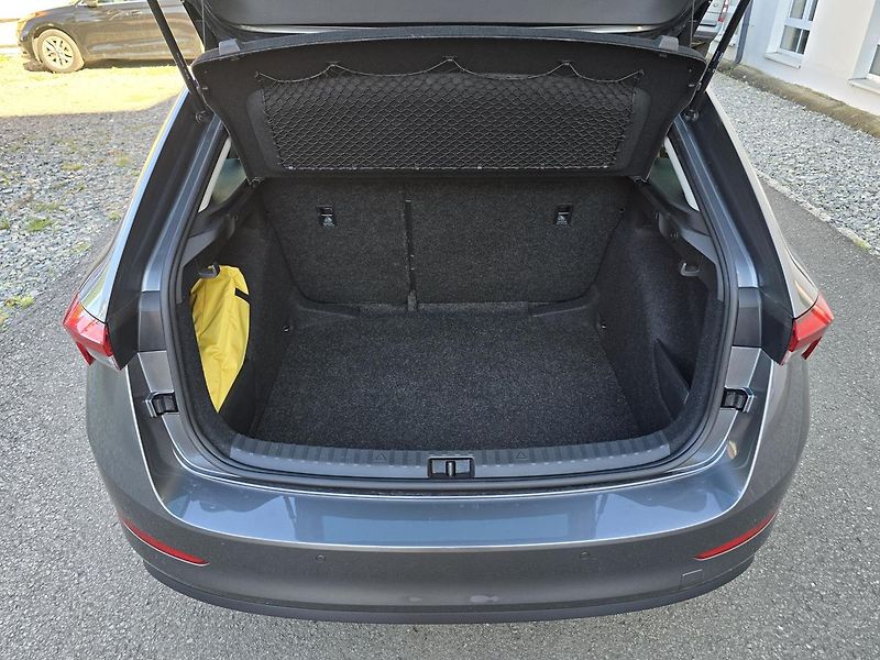 Škoda Scala 1.5TSi 110kW DSG STYLE ČR -DPH - fotka 40 z 44