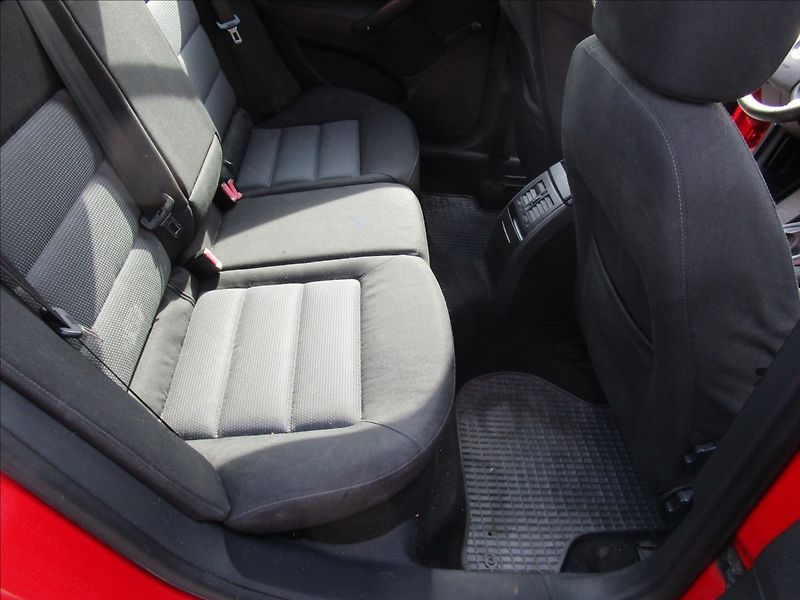 Škoda Octavia Combi 1.9TDi Ambiente, Klima - fotka 21 z 41
