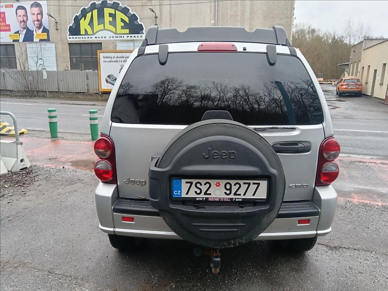 Jeep Cherokee 2,8 CRD - fotka 10 z 20
