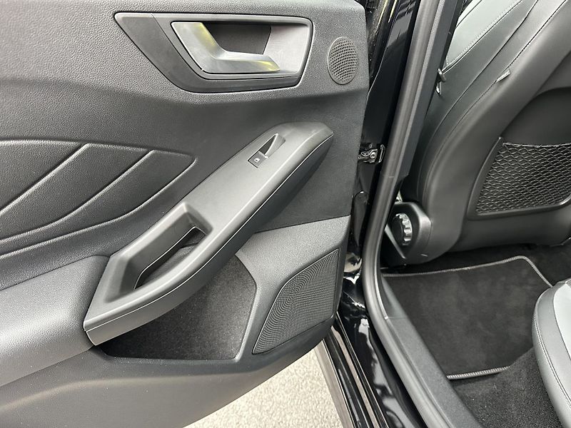 Ford Focus (2021) ST*Automat*206kW*1.Maj.B&O - fotka 24 z 42