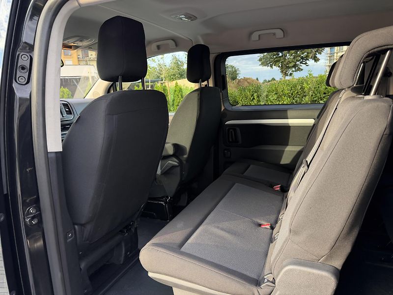 Citroën SpaceTourer (2016) 2.0 BlueHDi 130 kW/8 míst - fotka 11 z 19