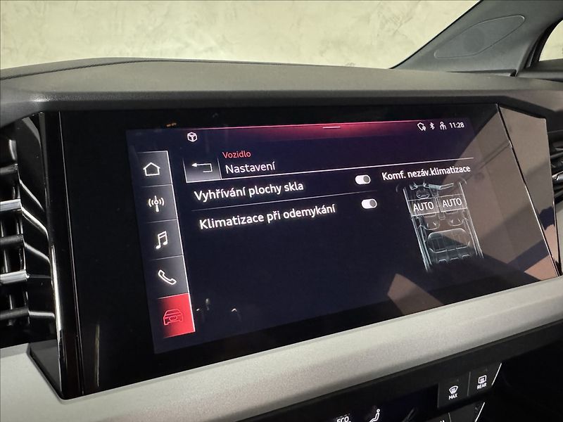 Audi Q4 e-tron 35 125kW LED Kessy PDC - fotka 40 z 45