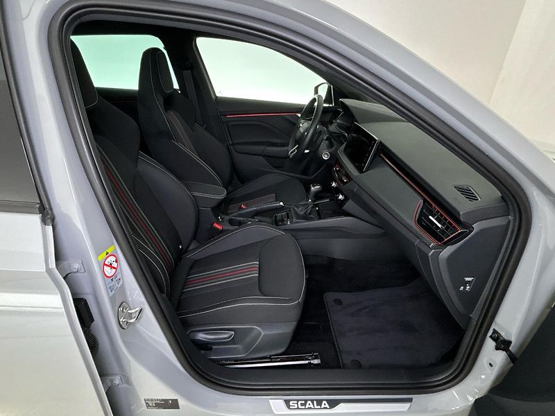 Škoda Scala Monte Carlo DSG - fotka 9 z 28