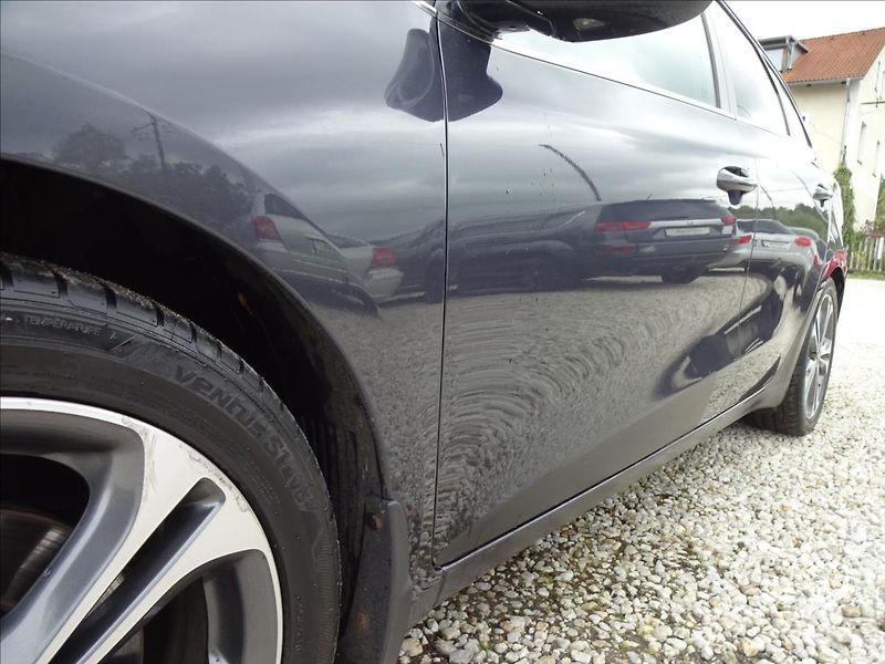 Kia Ceed 1,6 CRDi 100kW GT LINE - fotka 13 z 50