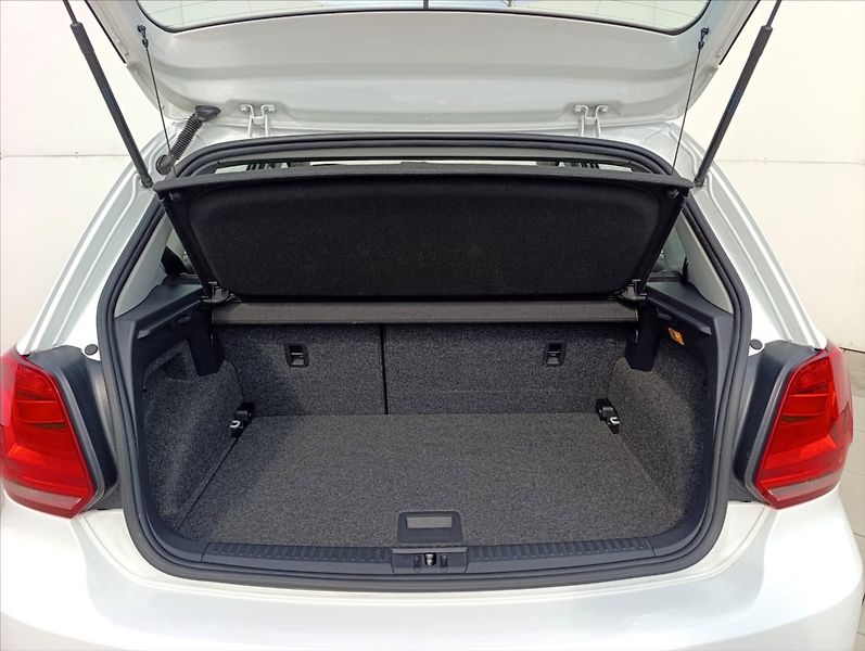 Volkswagen Polo 1,4 TDi Klima Alu kola - fotka 9 z 33
