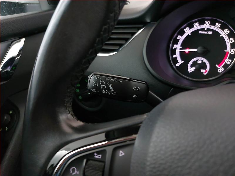 Škoda Octavia (2018) 2.0 TDI, Serv.kniha, Tempomat - fotka 14 z 15