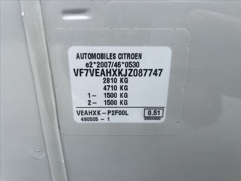 Citroën SpaceTourer 2,0 HDi 110kw Tažné 9mist CZau - fotka 23 z 33