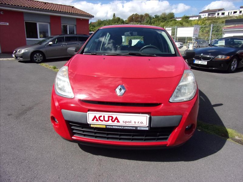 Renault Clio 1,2 - fotka 8 z 21