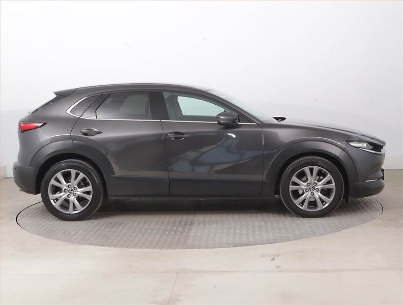 Mazda CX-30 (2021) Skyactiv-G 2.0 - fotka 6 z 19