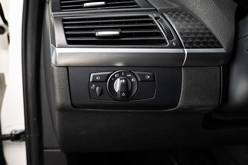 BMW X6 30d 360/M-paket/Kůže - fotka 18 z 21