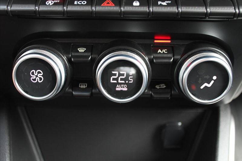 Dacia Duster 1,6 SCe  ČR,1.MAJITEL,PRESTIGE - fotka 16 z 28