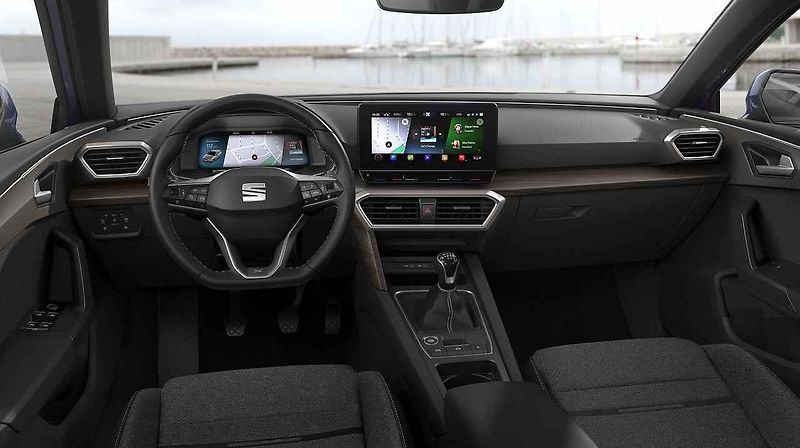 Nový Seat Leon jsme vzali i na silničky v okolí hradu Krakovec