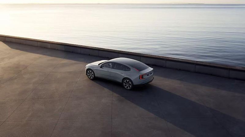 Volvo ES90 (2026) RWD EXTENDED RANGE CORE AUT - fotka 15 z 15