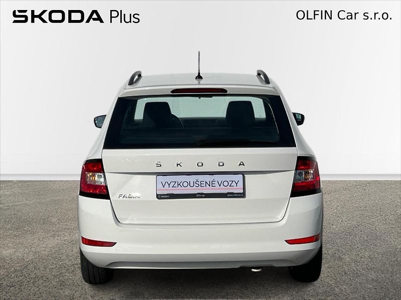 Škoda Fabia 1,0 TSi 70kW AMBITION PLUS  II - fotka 9 z 23