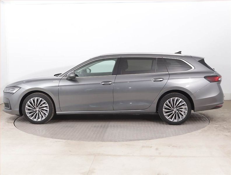 Škoda Superb (2024) Laurin&Klement 2.0 TDI - fotka 3 z 18
