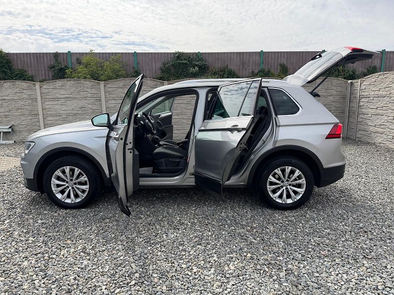 Volkswagen Tiguan 2.0TDi 150PS 4x4 DSG ACC NAVI! - fotka 56 z 160