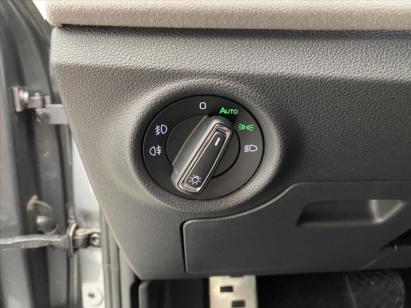 Škoda Kamiq 1,5 TSI 110kW DSG Top Selectio - fotka 20 z 29