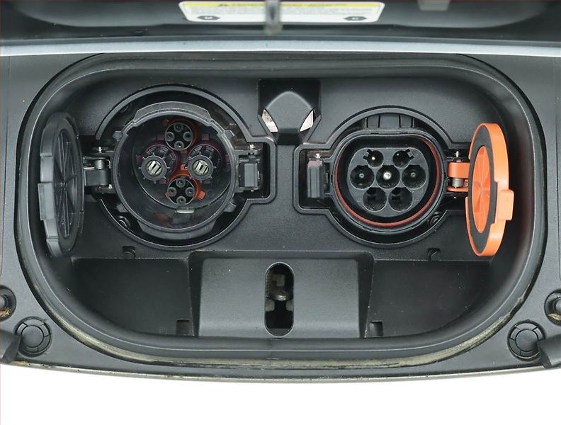 Nissan Leaf (2021) 40 kWh, SoH 93%, Automat - fotka 17 z 18