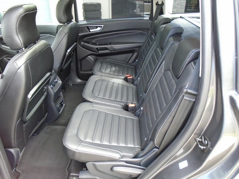 Ford Galaxy 2.0EcoBlue 140kW 8AT Titanium - fotka 19 z 48