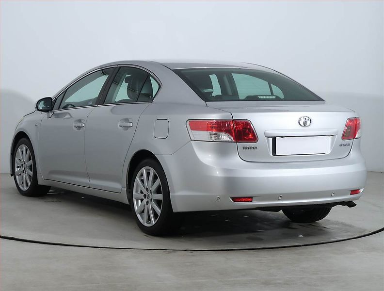 Toyota Avensis (2011) 2.2 D-4D, Automat, Navi - fotka 4 z 25