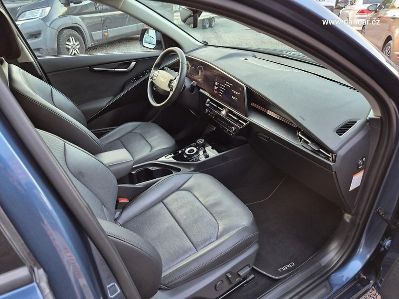 Kia e-Niro (2023) EV 150KW Inspiration Kamera - fotka 38 z 56