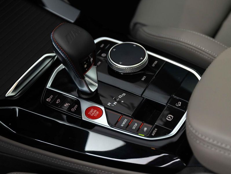 BMW X4 M - fotka 15 z 23